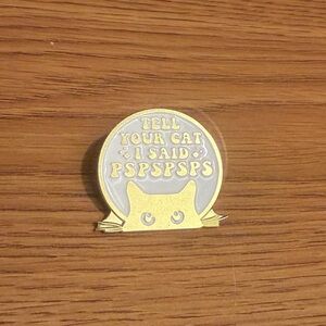 Women’s Jewelry Cute Funny Gold and White Cat Enamel Pin Brooch with Quote